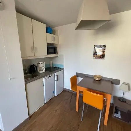 Piscine & Parking By Connexion *